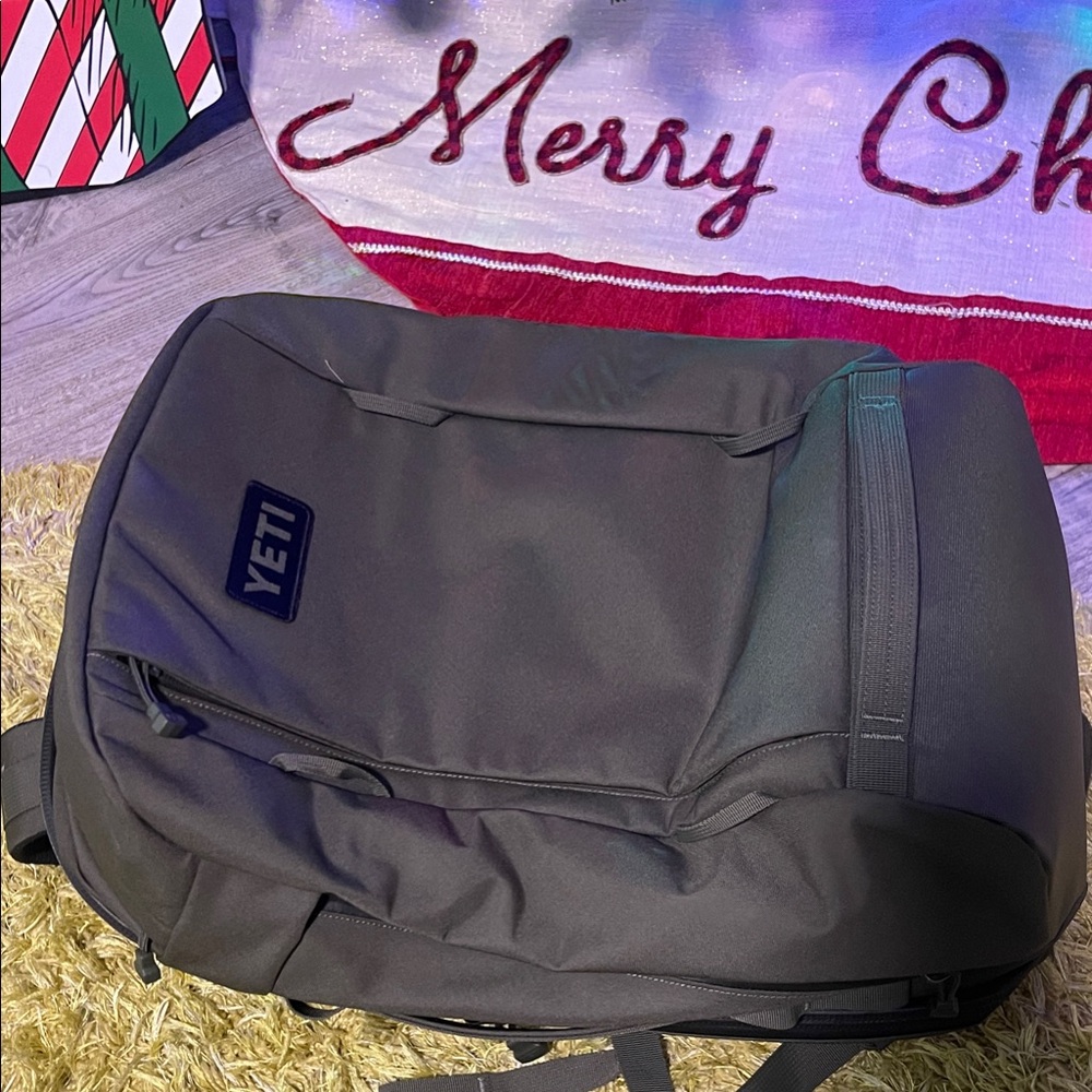YETI Black Men's Backpack